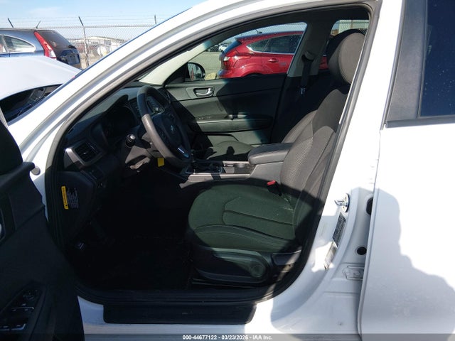 5XXGT4L39HG136625 KIA Optima Lx