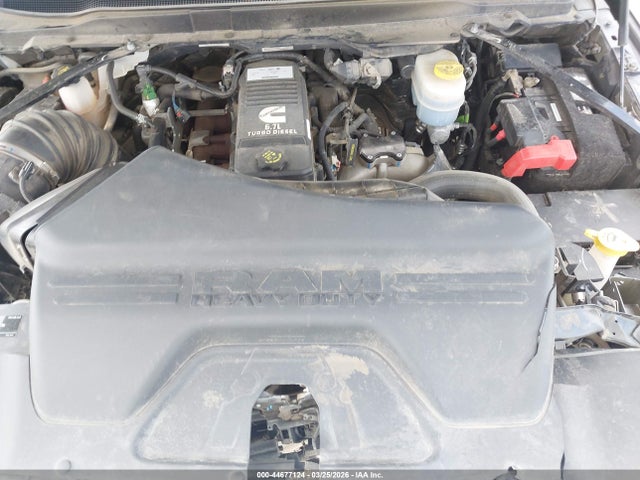 44677124 :رقم المزاد ، 3C63RRGL5MG687783 vin ، 2021 Ram 3500 Tradesman  4x4 8' Box مزاد بيع