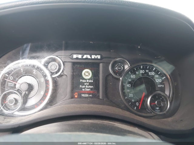 44677124 :رقم المزاد ، 3C63RRGL5MG687783 vin ، 2021 Ram 3500 Tradesman  4x4 8' Box مزاد بيع