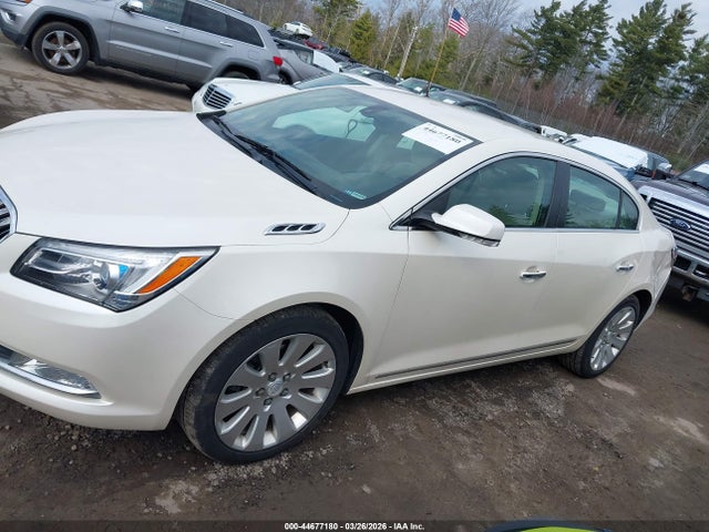 Buick Lacrosse Leather Group 2014 1G4GC5G39EF275448 Image 14