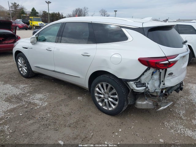 44677190 :رقم المزاد ، 5GAEVAKW3JJ277978 vin ، 2018 Buick Enclave Essence مزاد بيع