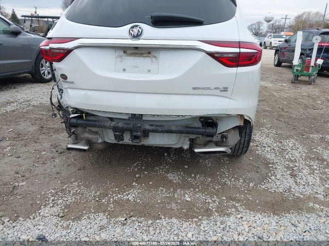 44677190 :رقم المزاد ، 5GAEVAKW3JJ277978 vin ، 2018 Buick Enclave Essence مزاد بيع