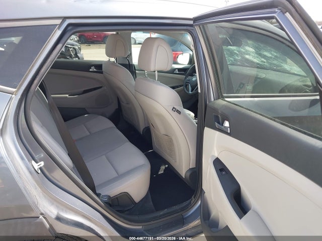 Продаж на аукціоні авто 2017 Hyundai Tucson Se, vin: KM8J33A48HU253954, номер лоту: 44677191