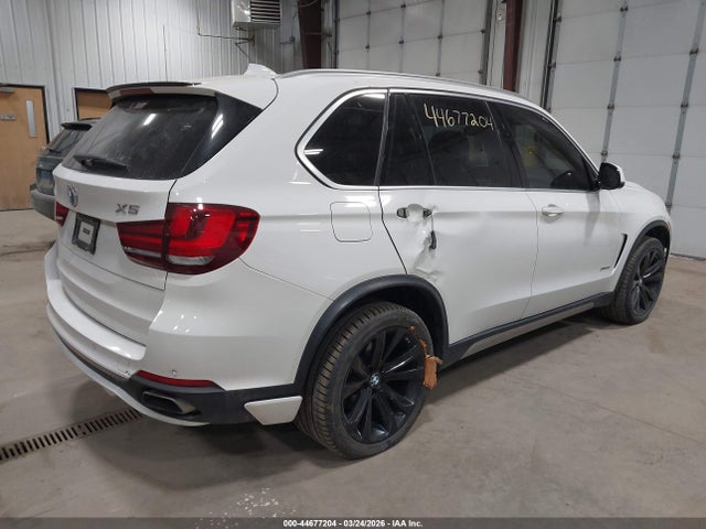 44677204 :رقم المزاد ، 5UXKR0C34H0X81653 vin ، 2017 Bmw X5 Xdrive35i مزاد بيع