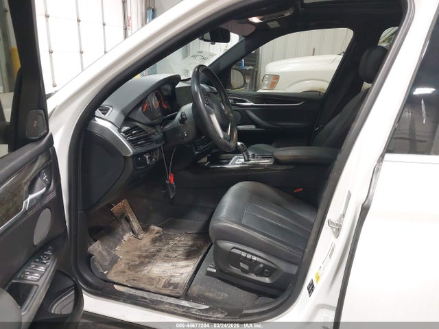 44677204 :رقم المزاد ، 5UXKR0C34H0X81653 vin ، 2017 Bmw X5 Xdrive35i مزاد بيع