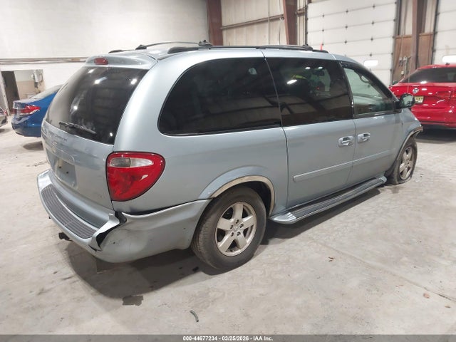 Продажа на аукционе авто 2005 Dodge Grand Caravan Sxt, vin: 2D4GP44L35R438856, номер лота: 44677234