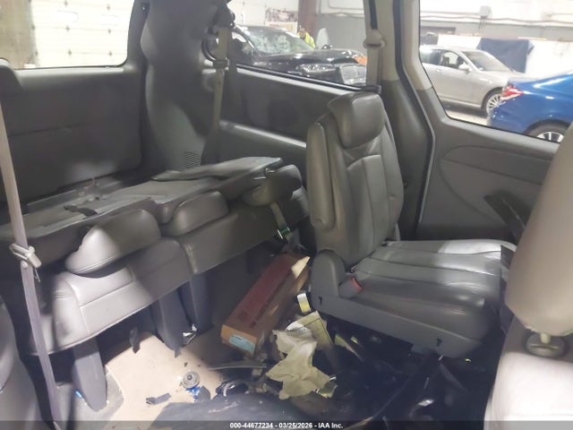 Продажа на аукционе авто 2005 Dodge Grand Caravan Sxt, vin: 2D4GP44L35R438856, номер лота: 44677234
