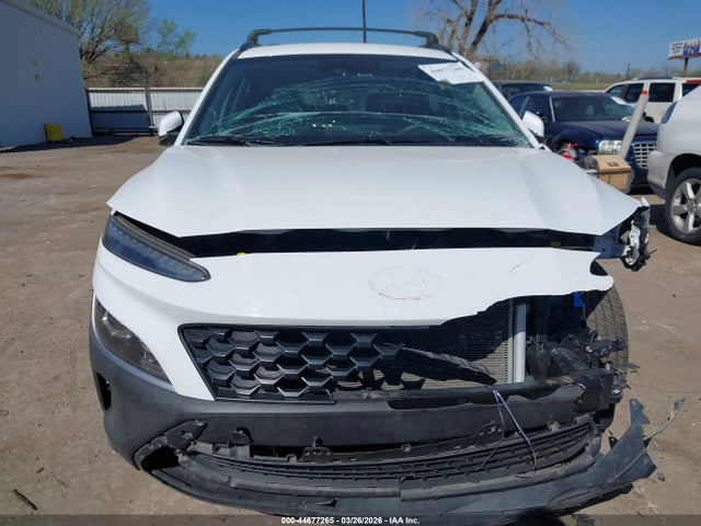 2022 Hyundai Kona Sel მანქანა იყიდება აუქციონზე, vin: KM8K62AB7NU844003, აუქციონის ნომერი: 44677265