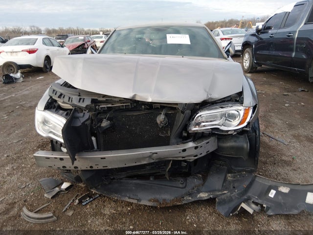 Продажа на аукционе авто 2014 Chrysler 300, vin: 2C3CCAAG3EH255402, номер лота: 44677277