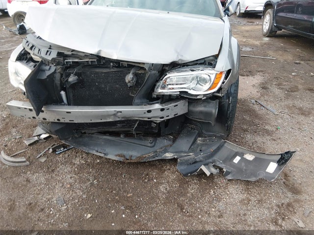 Продажа на аукционе авто 2014 Chrysler 300, vin: 2C3CCAAG3EH255402, номер лота: 44677277