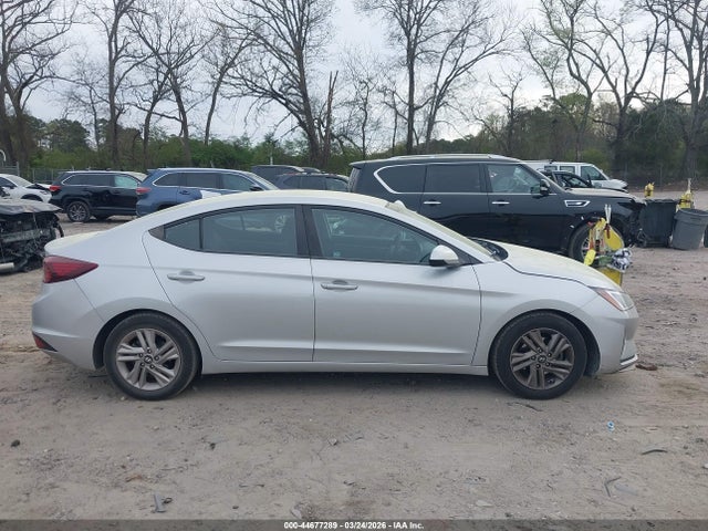 2019 Hyundai Elantra Sel მანქანა იყიდება აუქციონზე, vin: 5NPD84LFXKH481477, აუქციონის ნომერი: 44677289