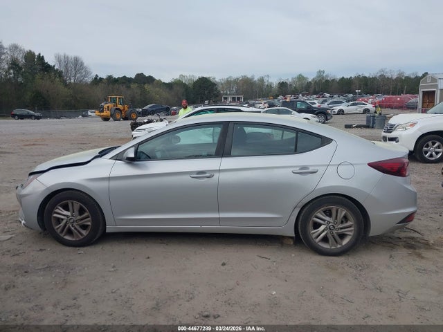2019 Hyundai Elantra Sel მანქანა იყიდება აუქციონზე, vin: 5NPD84LFXKH481477, აუქციონის ნომერი: 44677289