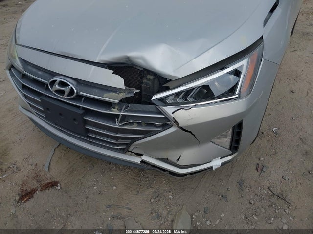 2019 Hyundai Elantra Sel მანქანა იყიდება აუქციონზე, vin: 5NPD84LFXKH481477, აუქციონის ნომერი: 44677289