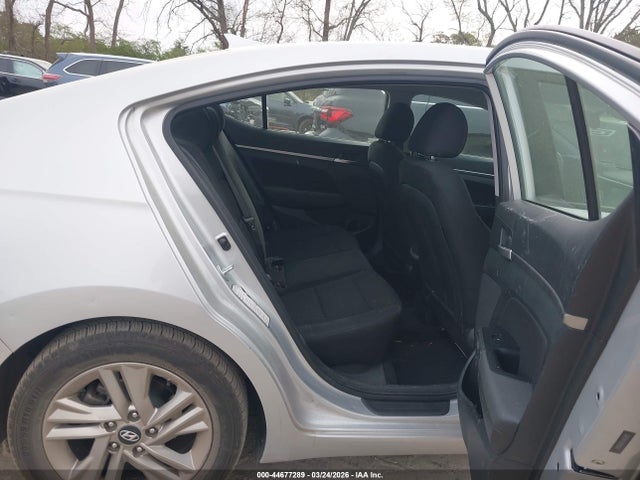 2019 Hyundai Elantra Sel მანქანა იყიდება აუქციონზე, vin: 5NPD84LFXKH481477, აუქციონის ნომერი: 44677289
