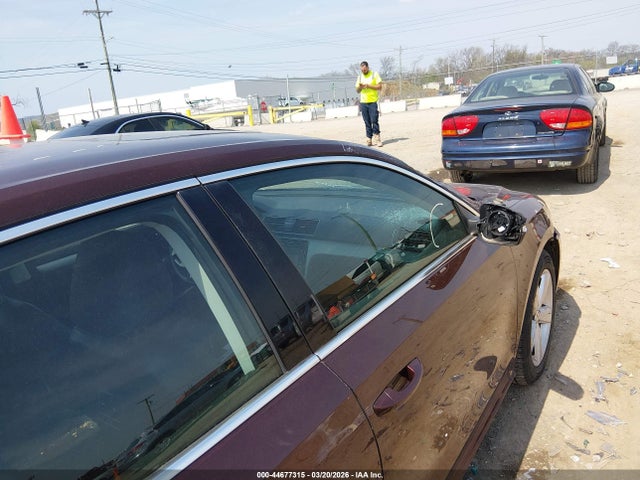 2013 Volkswagen Passat 2.0l Tdi Se მანქანა იყიდება აუქციონზე, vin: 1VWBN7A31DC008511, აუქციონის ნომერი: 44677315