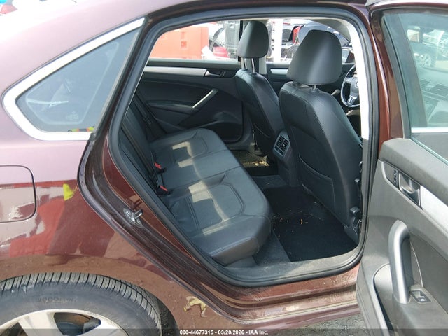 2013 Volkswagen Passat 2.0l Tdi Se მანქანა იყიდება აუქციონზე, vin: 1VWBN7A31DC008511, აუქციონის ნომერი: 44677315