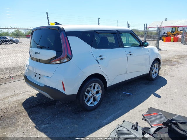 Продаж на аукціоні авто 2023 Kia Soul Lx, vin: KNDJ23AU3P7858193, номер лоту: 44677326