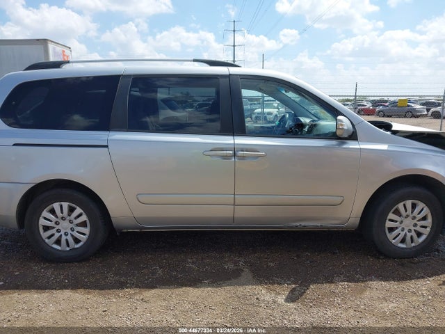 44677334 :رقم المزاد ، KNDMG4C72B6375160 vin ، 2011 Kia Sedona Lx مزاد بيع