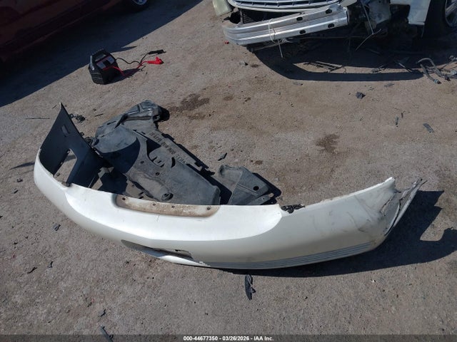 2003 Cadillac Deville Standard მანქანა იყიდება აუქციონზე, vin: 1G6KD54Y73U188543, აუქციონის ნომერი: 44677350