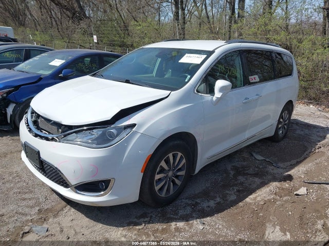 Продаж на аукціоні авто 2019 Chrysler Pacifica Touring L, vin: 2C4RC1BG3KR651419, номер лоту: 44677365