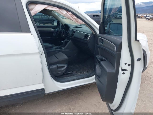 Продажа на аукционе авто 2018 Volkswagen Atlas 3.6l V6 S, vin: 1V2AR2CA5JC534393, номер лота: 44677410