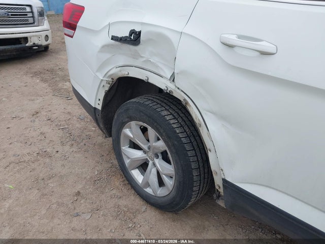 Продажа на аукционе авто 2018 Volkswagen Atlas 3.6l V6 S, vin: 1V2AR2CA5JC534393, номер лота: 44677410