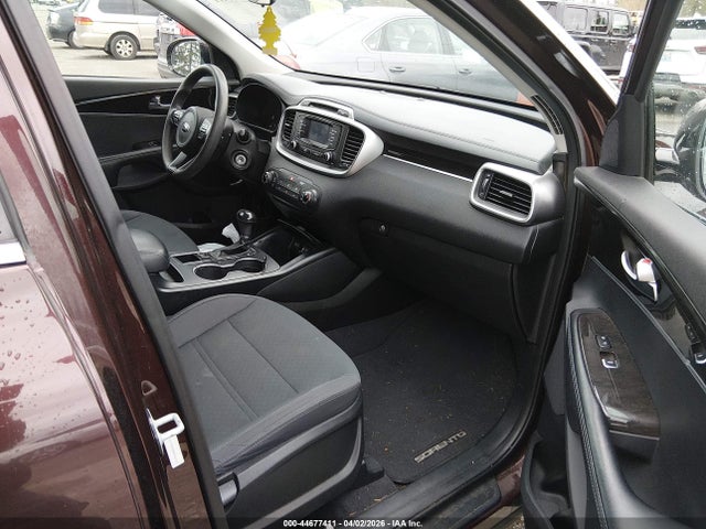 5XYPGDA58GG063038 KIA Sorento 3.3l Lx