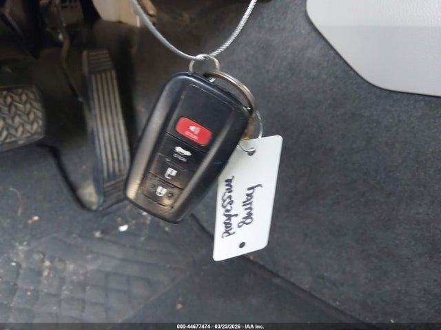 JTNB11HK5J3015218 Toyota CAMRY LE