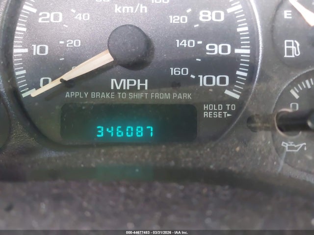 44677483 :رقم المزاد ، 1GKEC16T51J283208 vin ، 2001 Gmc Yukon Xl 1500 Slt مزاد بيع