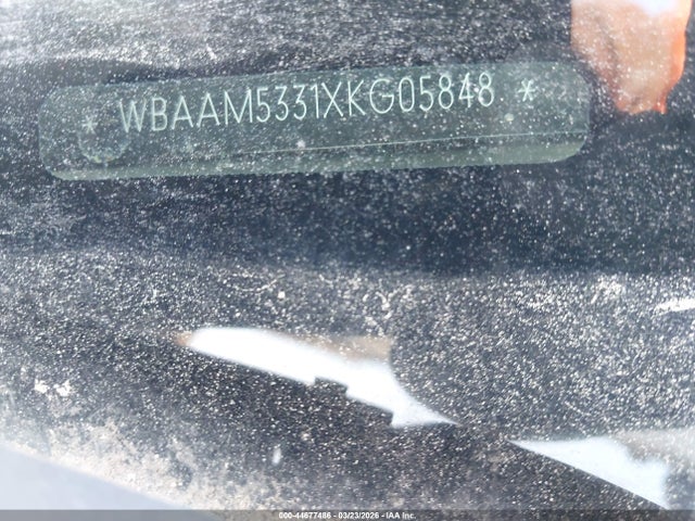 44677486 :رقم المزاد ، WBAAM5331XKG05848 vin ، 1999 Bmw 328i مزاد بيع