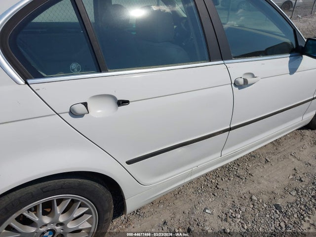 44677486 :رقم المزاد ، WBAAM5331XKG05848 vin ، 1999 Bmw 328i مزاد بيع
