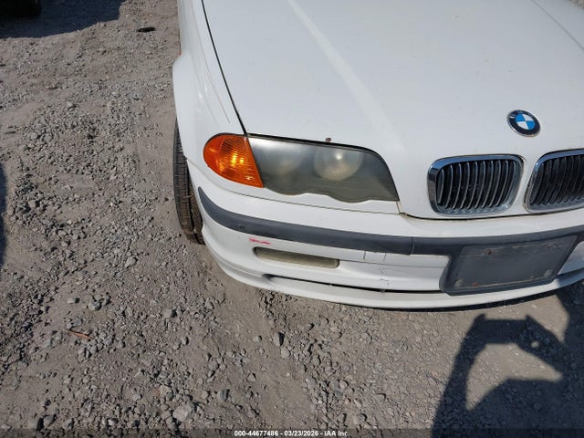44677486 :رقم المزاد ، WBAAM5331XKG05848 vin ، 1999 Bmw 328i مزاد بيع