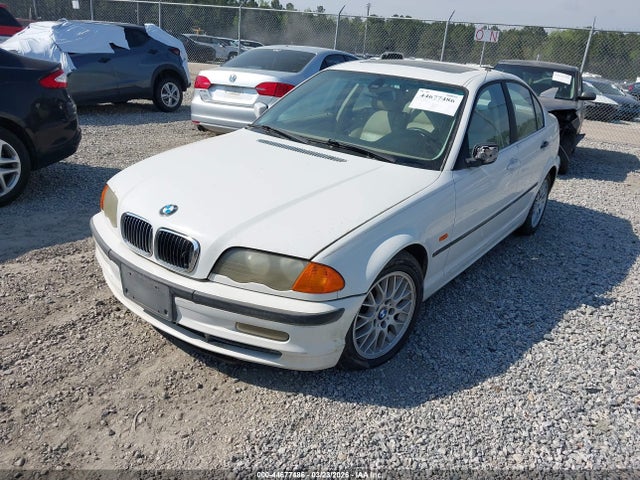44677486 :رقم المزاد ، WBAAM5331XKG05848 vin ، 1999 Bmw 328i مزاد بيع