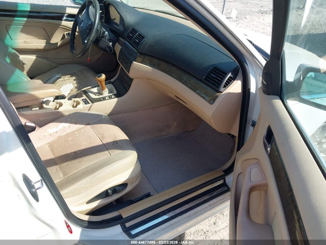44677486 :رقم المزاد ، WBAAM5331XKG05848 vin ، 1999 Bmw 328i مزاد بيع