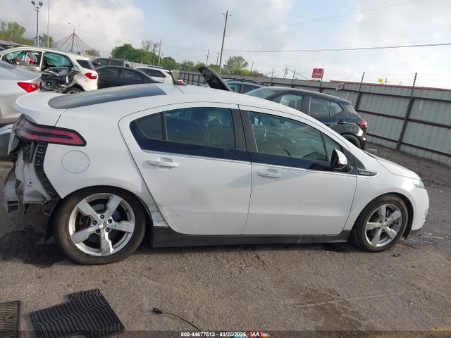Auction sale of the 2014 Chevrolet Volt, vin: 1G1RE6E44EU154839, lot number: 44677513
