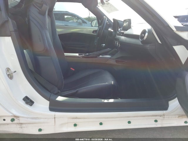 Продажа на аукционе авто 2021 Mazda Mx-5 Miata Rf Grand Touring, vin: JM1NDAM74M0460145, номер лота: 44677518
