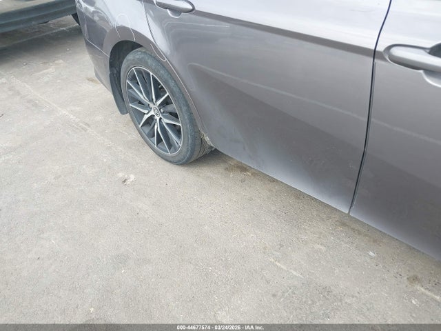 2022 Toyota Camry Se მანქანა იყიდება აუქციონზე, vin: 4T1T11AK1NU617600, აუქციონის ნომერი: 44677574