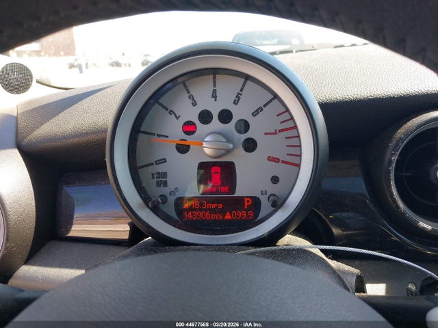 2008 MINI COOPER S WMWMF73568TV37964 Photo 6