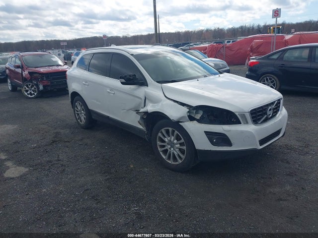 2010 VOLVO XC60 YV4992DZ4A2065003