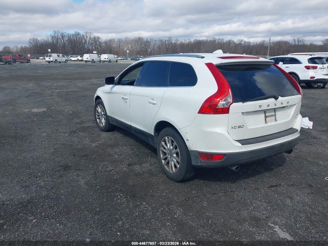 2010 VOLVO XC60 YV4992DZ4A2065003 Photo 2