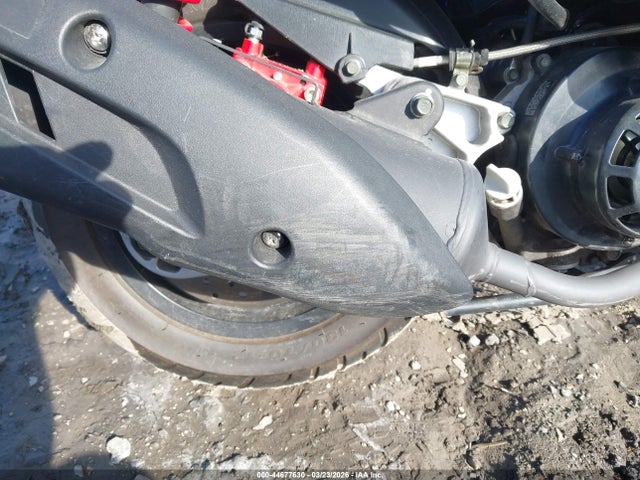 RFVBFBF93J1001511 Genuine Scooter Co. Hooligan 170i