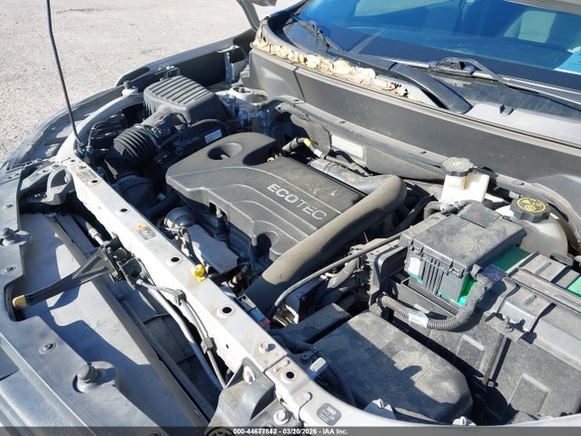3GNAXHEV8KS637885 Chevrolet EQUINOX LS