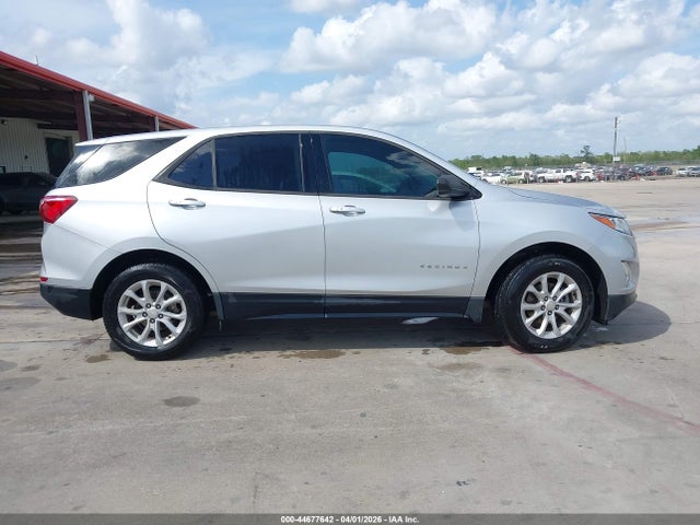 3GNAXHEV8KS637885 Chevrolet EQUINOX LS