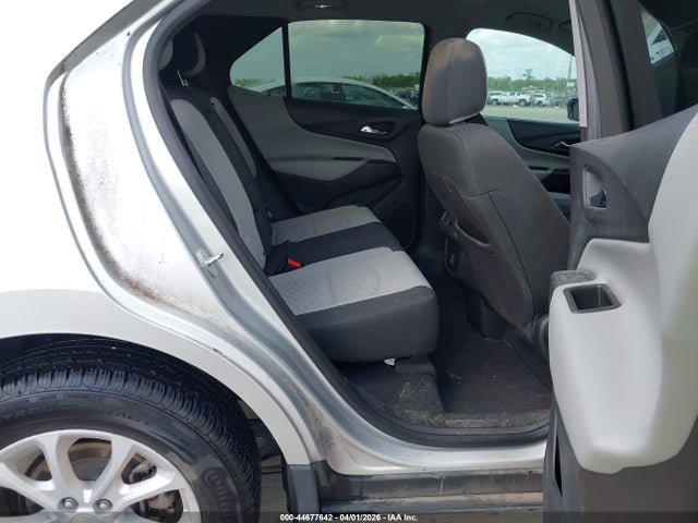 3GNAXHEV8KS637885 Chevrolet EQUINOX LS