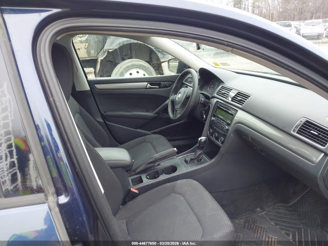Продажа на аукционе авто 2014 Volkswagen Passat 2.5l S, vin: 1VWAP7A31EC004921, номер лота: 44677650