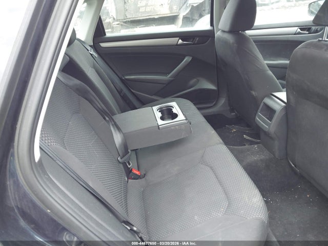 Продажа на аукционе авто 2014 Volkswagen Passat 2.5l S, vin: 1VWAP7A31EC004921, номер лота: 44677650