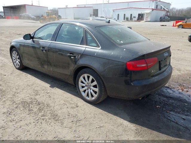 2013 AUDI A4 WAUBFAFL4DN032793 Photo 2