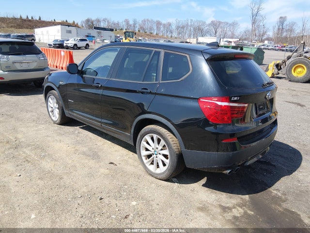 2013 BMW X3 5UXWX9C50D0D04664 Photo 2