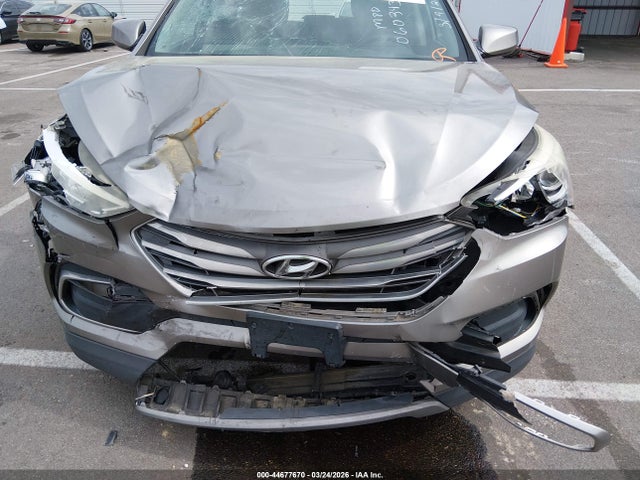 44677670 :رقم المزاد ، 5NMZTDLB3JH060343 vin ، 2018 Hyundai Santa Fe Sport 2.4l مزاد بيع
