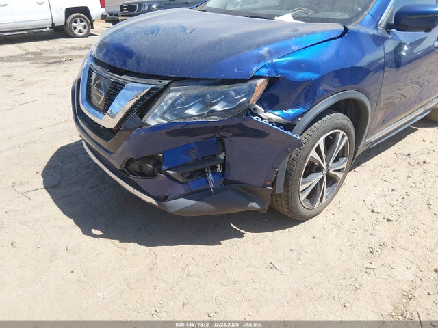 44677672 :رقم المزاد ، 5N1AT2MT2HC838399 vin ، 2017 Nissan Rogue Sl مزاد بيع